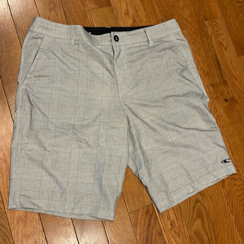 O'Neill Light tan  Plaid Men's Shorts sz 36